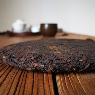 批发云南茶叶普洱茶勐海熟茶饼老普洱七子饼茶金芽饼357g普洱茶2件起批图2