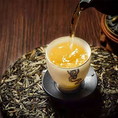 厂家直销云南普洱茶批发2022年头春茶叶老班章生普357克茶饼2饼起售图2