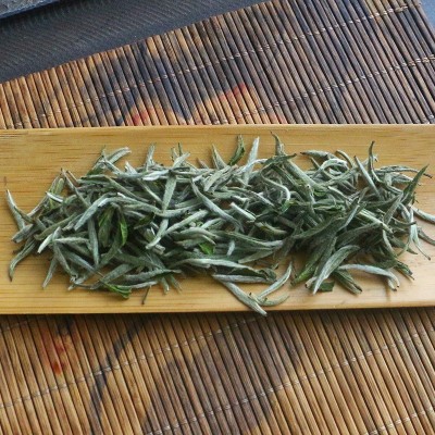 福鼎白茶2023年磻溪高山白毫银针明前采摘新茶茶园基地木箱一斤装  2件图3