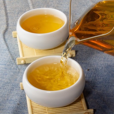 批发 普洱茶饼生茶饼 云南百年古树 黄金叶 云南七子饼茶 357克  2饼图3
