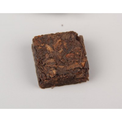 批发 云南普洱茶 2003年 檟字 熟茶 小金砖 普洱迷你小沱茶  2斤图2