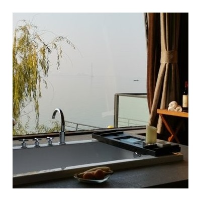清朗湖景房图2