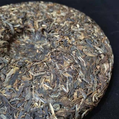 云南普洱茶源头厂家批发铜箐河头春老树纯料紧压357g普洱生茶饼  2饼图5