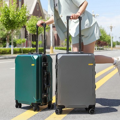 批发便携行李箱登记密码旅行箱拉杆箱万向轮箱包USB充电口行李箱  2个图2